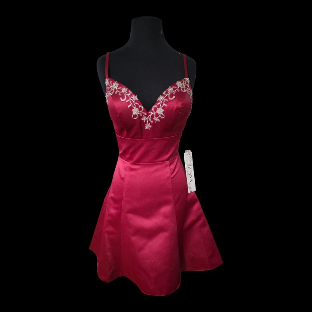 Vienna Prom Wine Strap Sleeve Sweetheart Short A-line Dress New with Tags - Picture 1 of 9